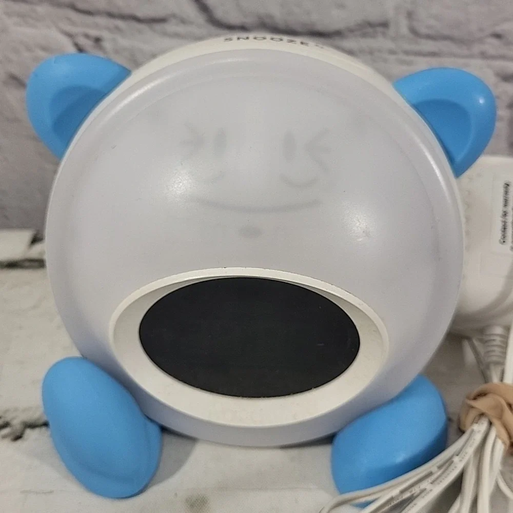 Little Tiddi Kids Alarm Clock Childrens Trainer Clock w Facial Expressions Flaw